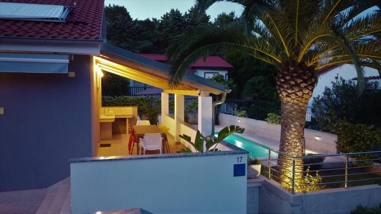 Villa Artaturi มาลีโลชินจ์ ภายนอก รูปภาพ